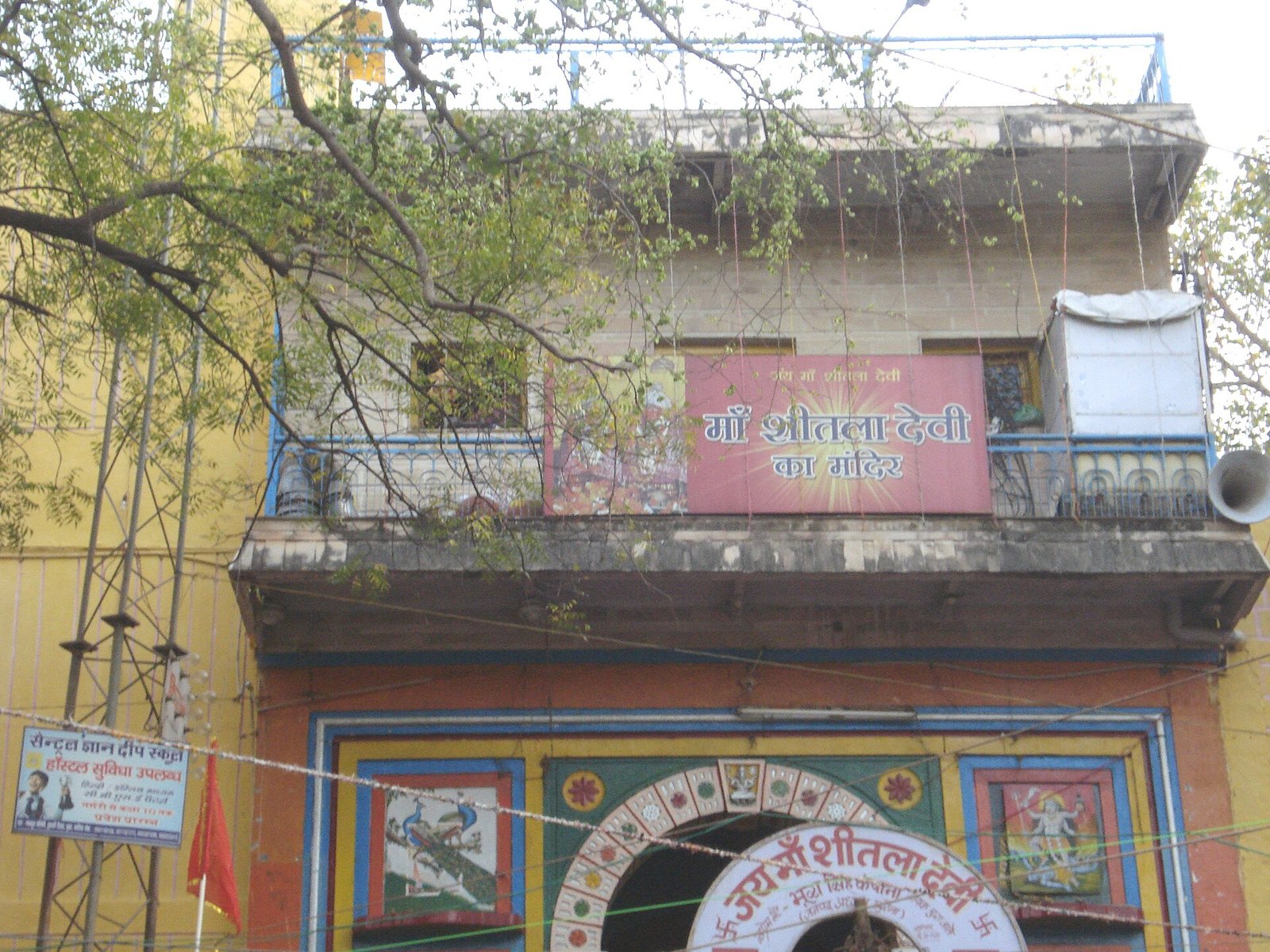 12 killed as paddy-laden truck ploughs into devotees and temple gate near Gwalior’s Sheetla Mata temple