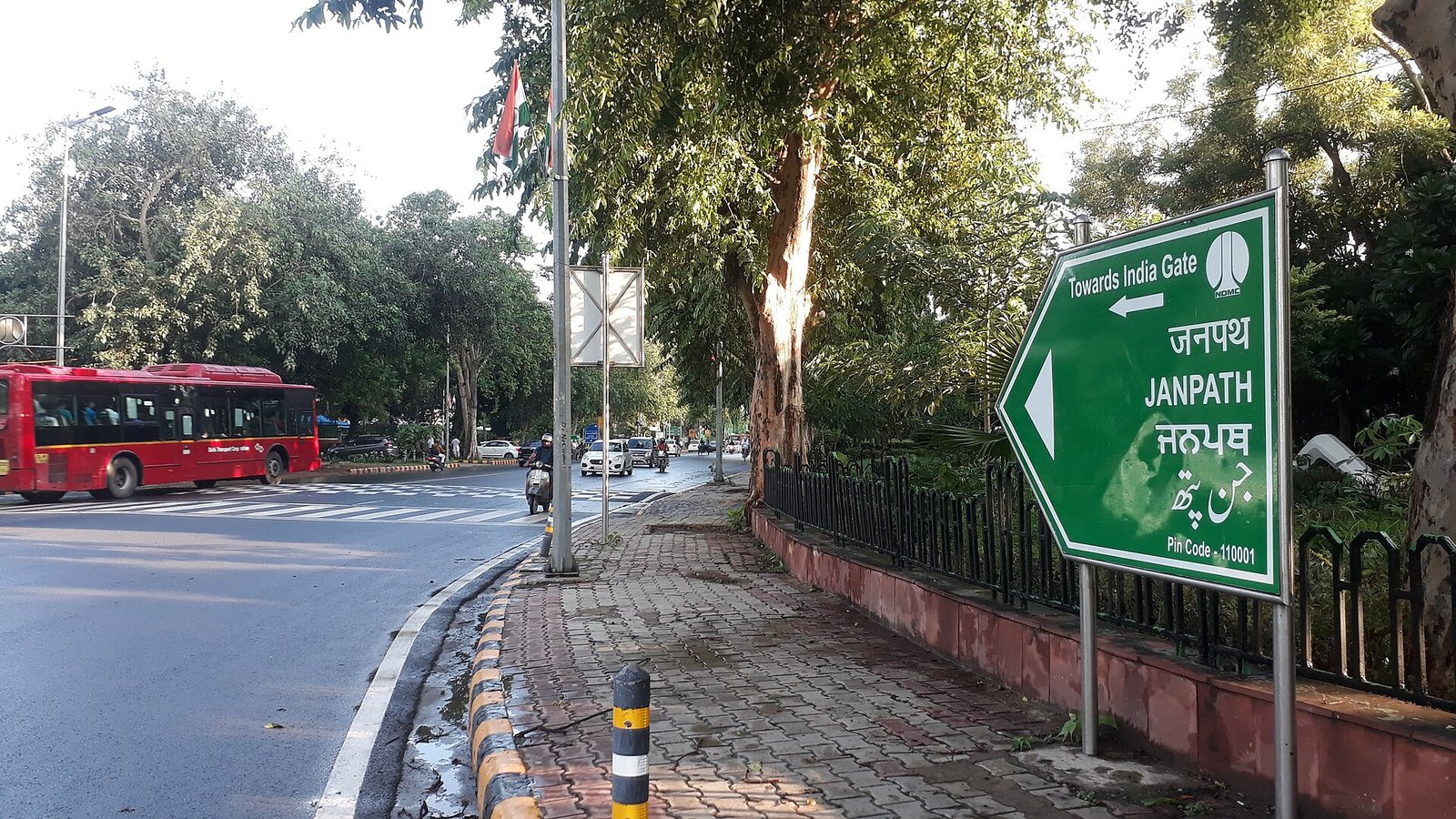 Central Delhi’s mobile internet shutdown stalls payments, gig work and travel on protest day