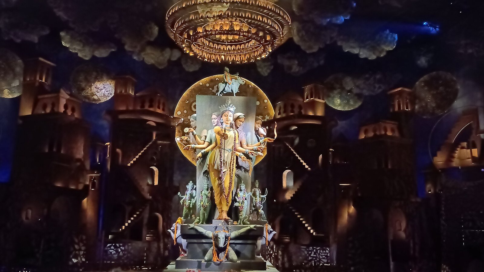 Kolkata stampede toll rises to 19; judge-led SIT to probe as Bengal orders safety review of big Durga Puja pandals
