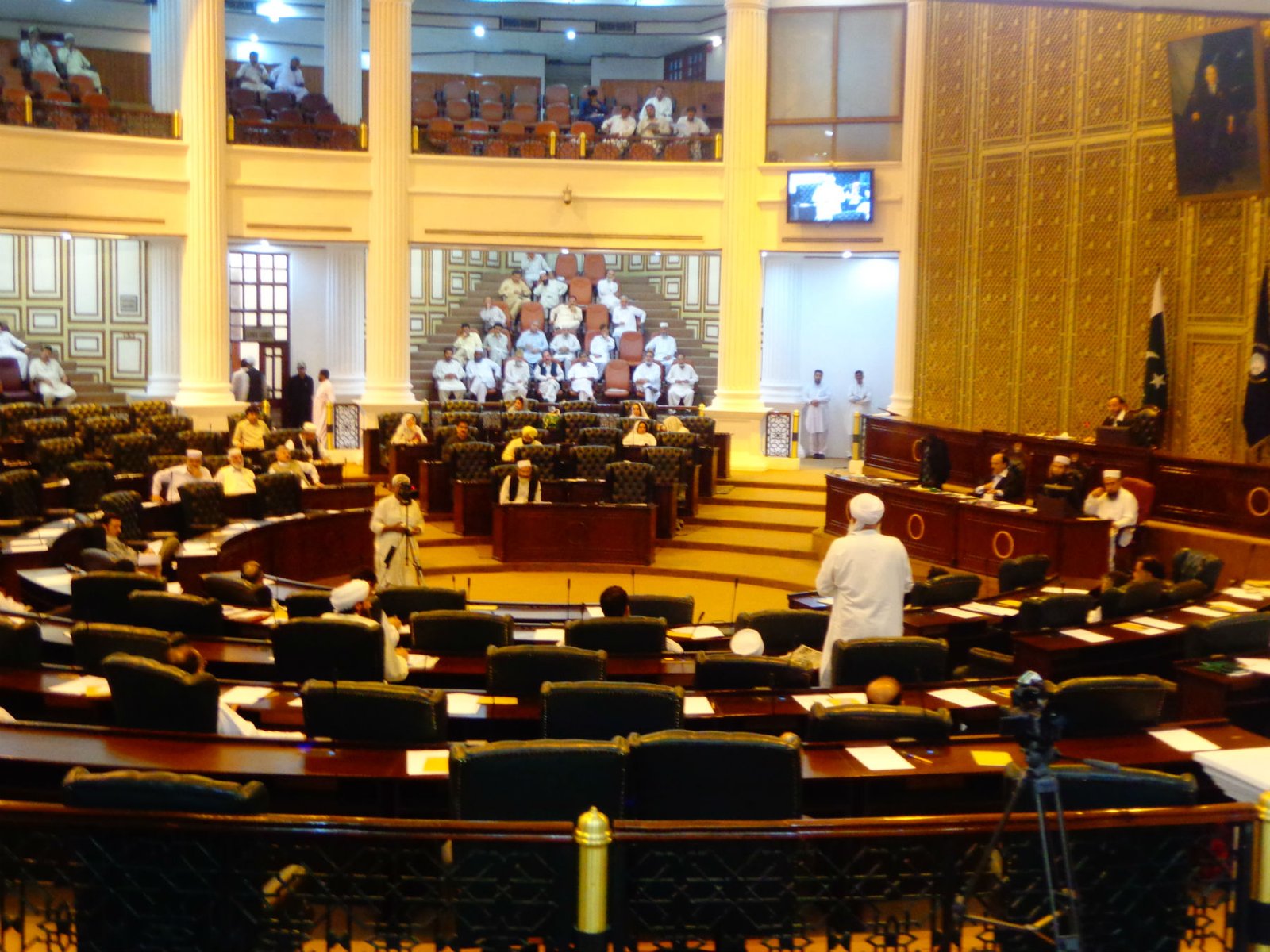 Pakistan imposes emergency and governor’s rule in Khyber Pakhtunkhwa, ousting Imran Khan’s party government
