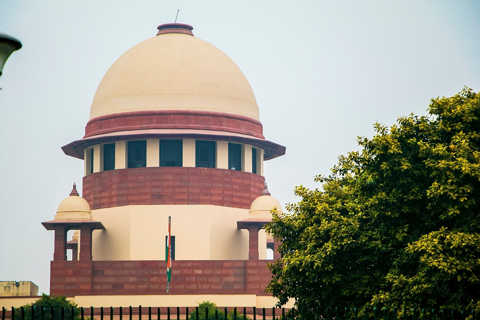 Supreme Court wants senior Delhi Police officer in court to explain alleged assault on women journalists